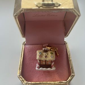 LIMITED EDITION JUICY COUTURE CHARM